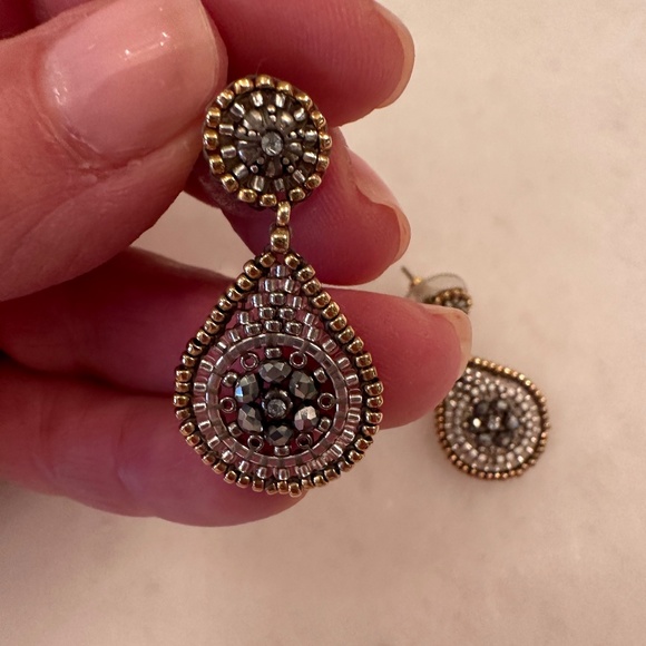 Asha Earrings - Picture 2 of 2